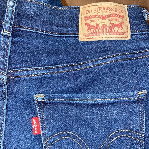Levi’s Classic Boot Jeans - Picture 3 of 7